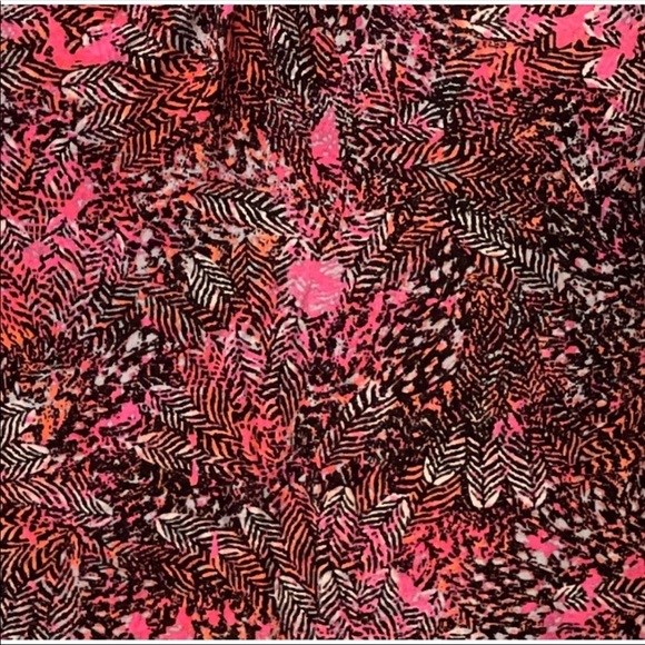 Top - Picture 5 of 7